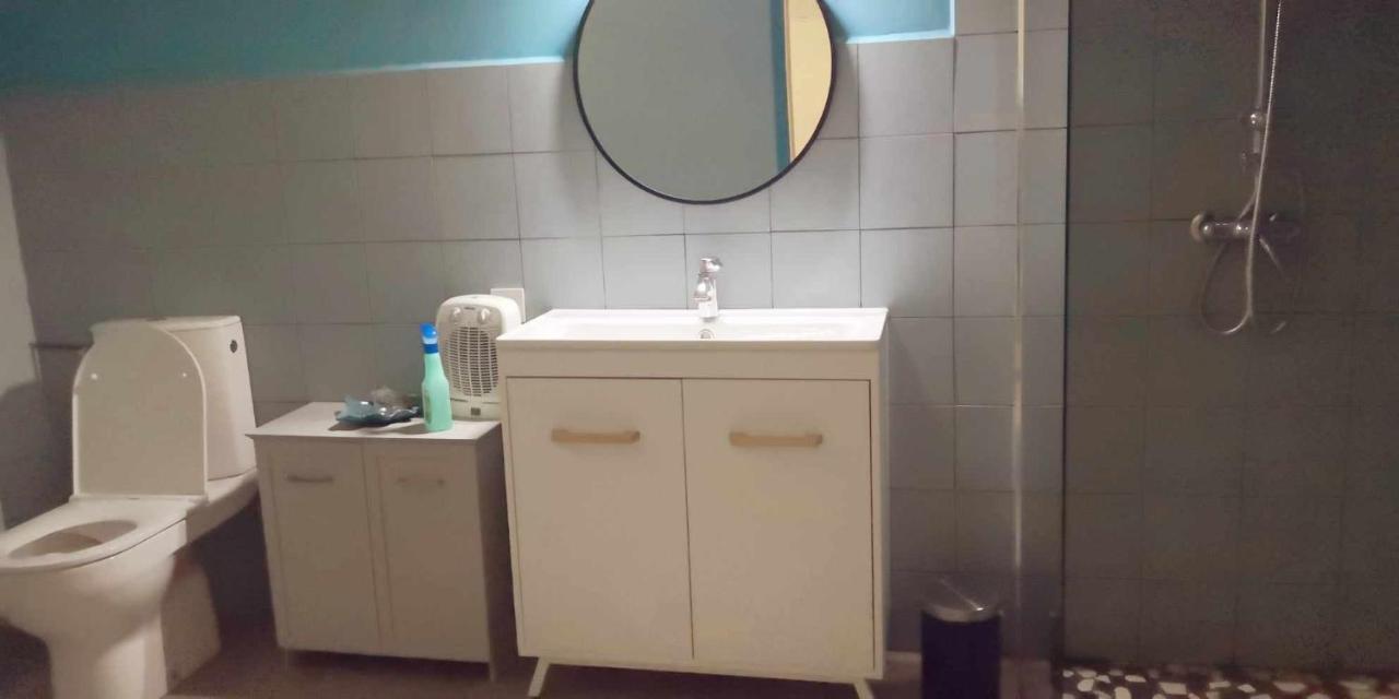 Petit Gite Ou Chambre D'Hotes 2/4 Personnes Buffieres Dış mekan fotoğraf